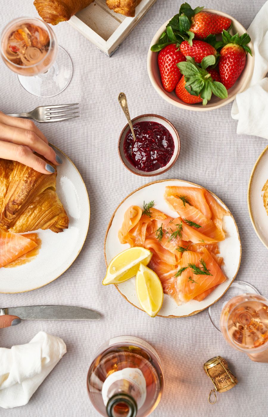 Lachsfrühstück mit Sekt