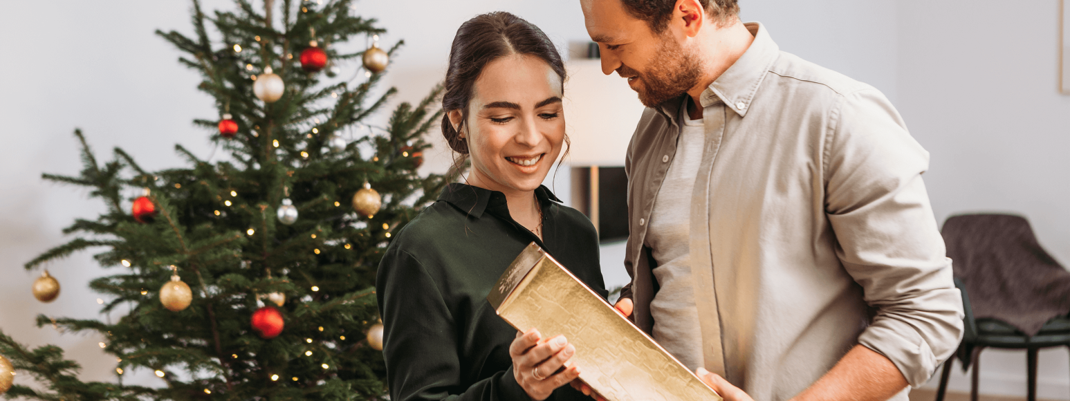 Schlumberger Sparkling in Geschenkkarton Geschenkübergabe