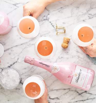 Rose Ice Secco auf Marmor