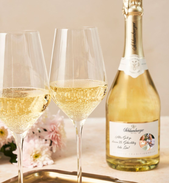 Image Bild Sparkling Range personalisiert mit Bild und Text und zwei Gläsern