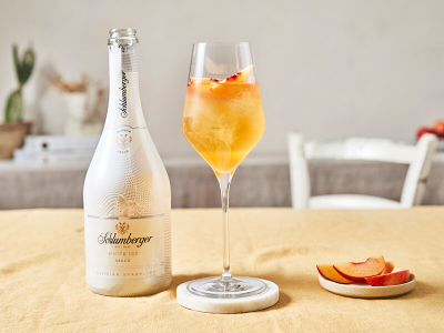 Rezeptbild: Metaxa Pfirsich Spritz